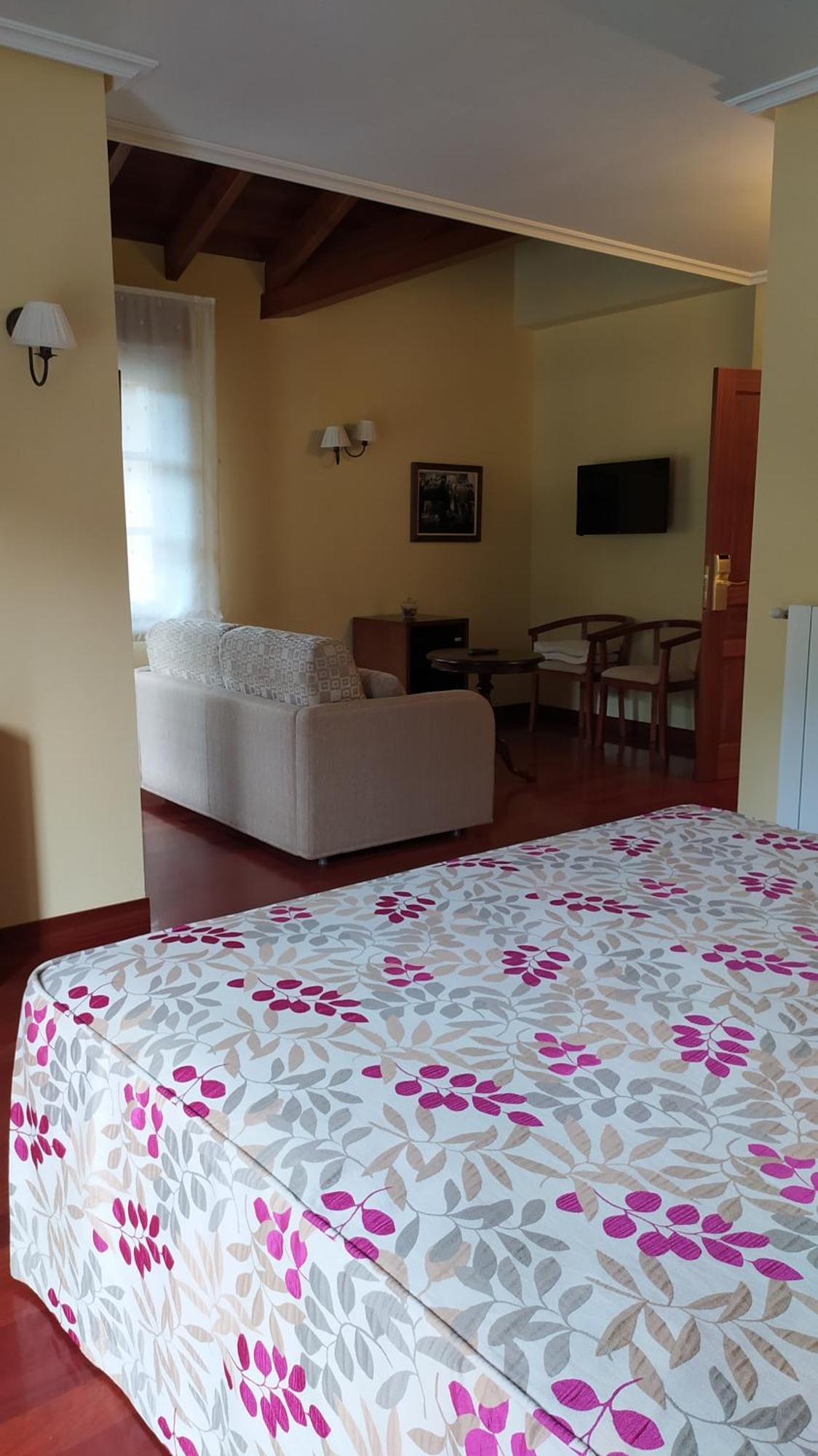 Hotel Valle Las Luinas Сото-де-Луинья Номер фото